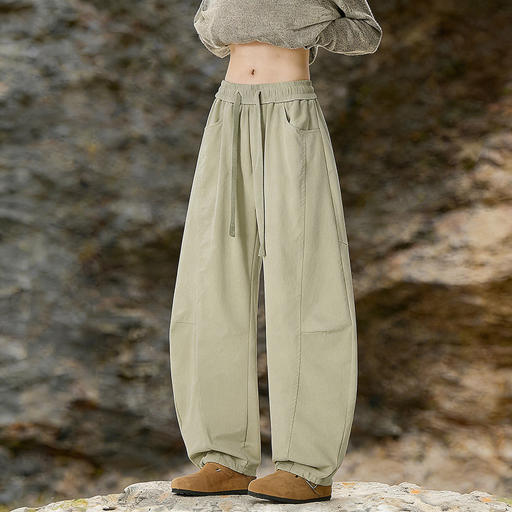 Women's Oversize Cargo Pants made of cotton blend with high elastic waistband and leg cuffs Mune Fashion
