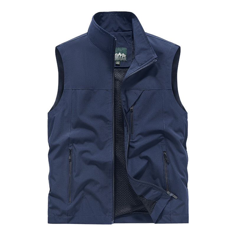 Men's Breathable Softshell Utility Vest with High Stand-Up Collar, Water-Repellent Outer Layer and Multiple Zipper Pockets Mune Fashion