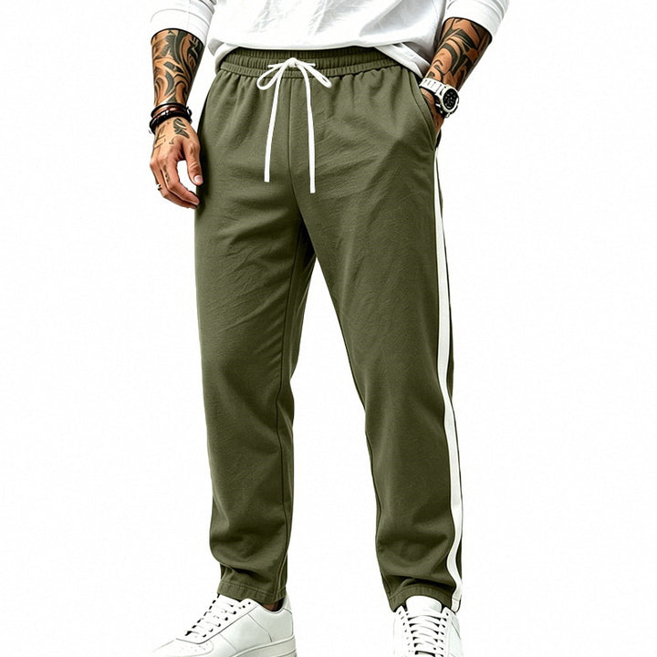 Men's jogging pants with side contrast stripes, elastic waistband, and drawstring Mune Fashion
