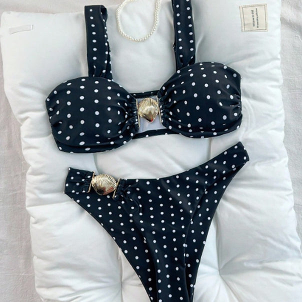 Ladies Bikini Set with Ruffle Details and Shimmering Shell Element Mune Fashion