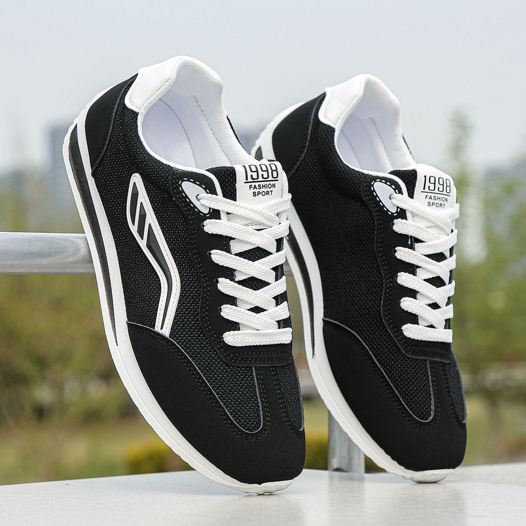 Women’s sporty sneakers with breathable properties and cushioning comfort Mune Fashion