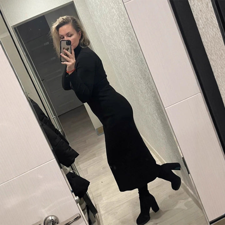 Women's figure-hugging turtleneck maxi dress made of fine knit with a narrow silhouette Mune Fashion
