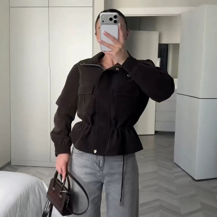 Women’s short jacket in utility style with waist drawstring and stand-up collar Mune Fashion