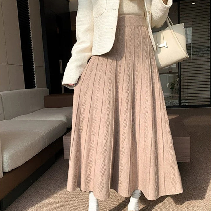 Women's Elegant Maxi Skirt with Textured Design Mune Fashion