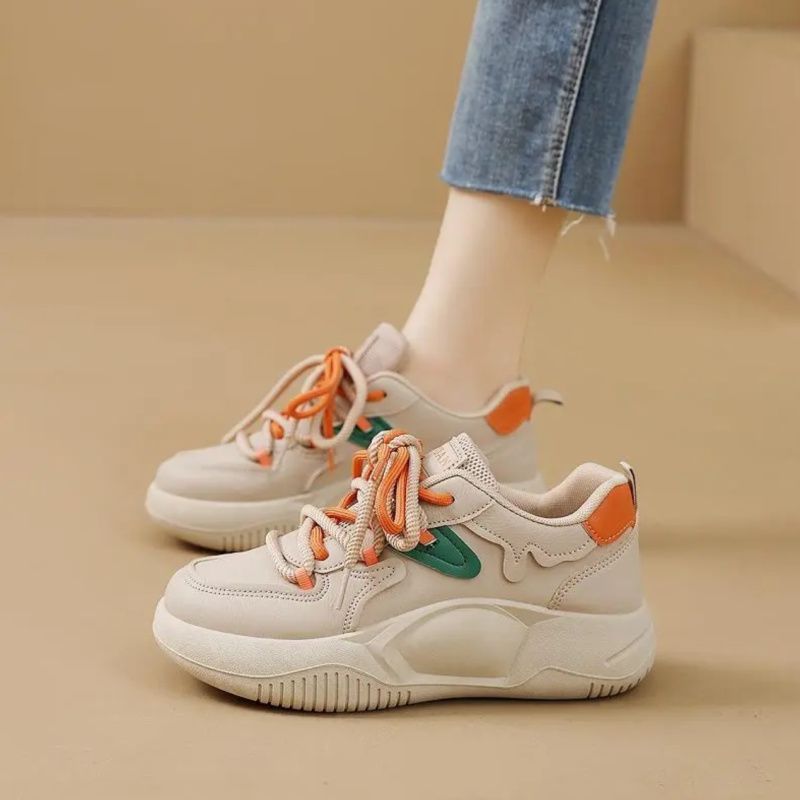 Women's sporty sneakers with fashionable design and comfortable cushioning Mune Fashion