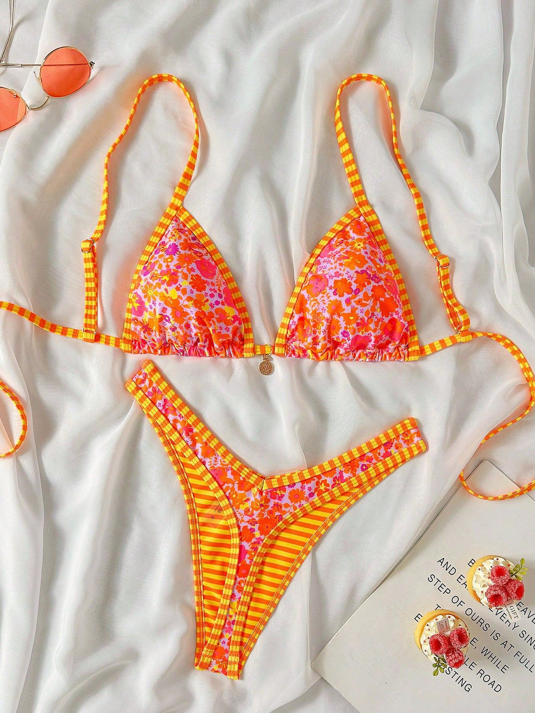 Women Triangle Bikini with Ruffle Details and Check Pattern Mune Fashion