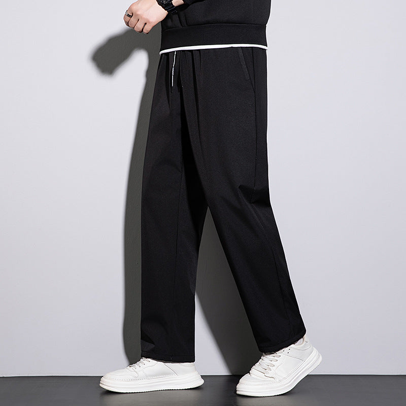 Men's sporty training pants