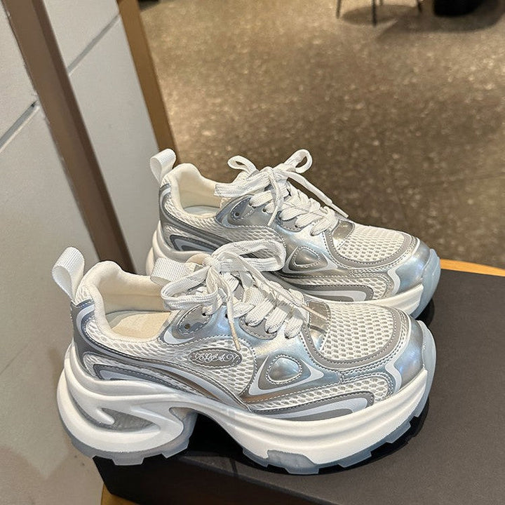 Women's sporty sneakers with breathable mesh surface and cushioned sole Mune Fashion