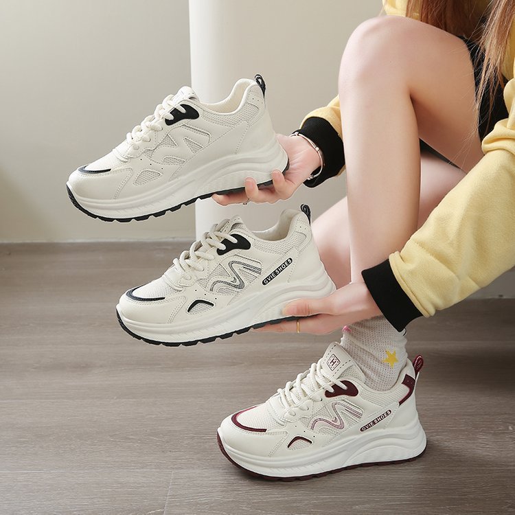 Women Comfortable Sneakers with cushioning sole and breathable upper material Mune Fashion