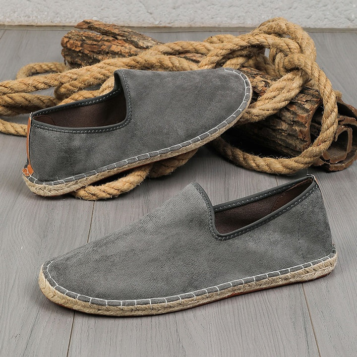 Men's espadrilles made of suede with braided jute trimming and slip-resistant rubber sole Mune Fashion
