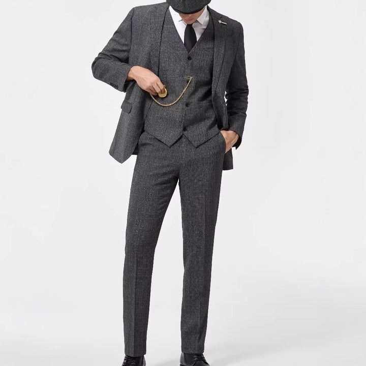Men's Elegant Suit with Waistcoat and Lapel Pin