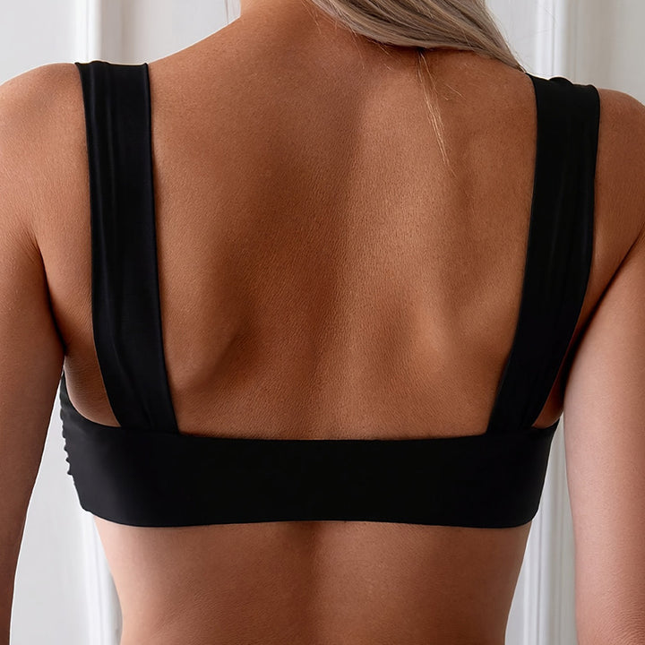 Women's bikini top with elegant V-neckline and wide straps Mune Fashion