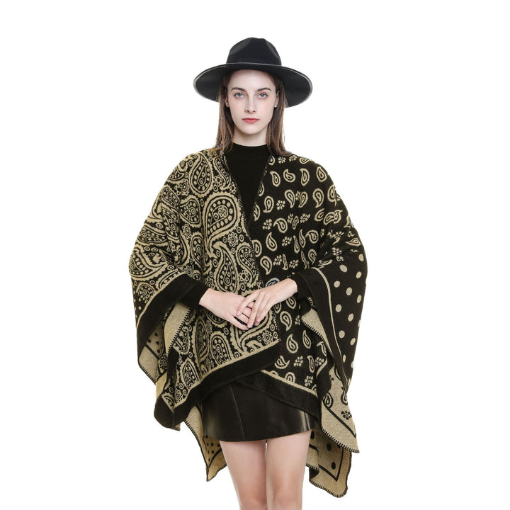 Women's Oversize Jacquard Cape with Paisley Patchwork Look Mune Fashion