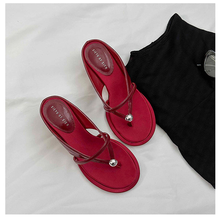 Ladies Elegant Mule Sandal with Toe Ring, Filigree Straps and Sculpted Kitten Heel Mune Fashion