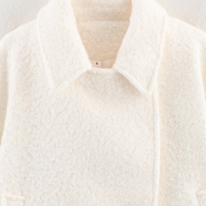 Ladies Boxy Boucle Double-Breasted Coat with Shirt Collar and Flap Pockets Mune Fashion