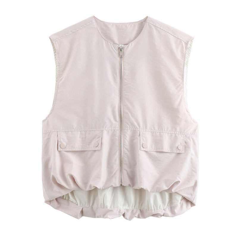 Women's light Travel-Utility vest with full zip, patch snap-button pockets and elastic high-low hem Mune Fashion