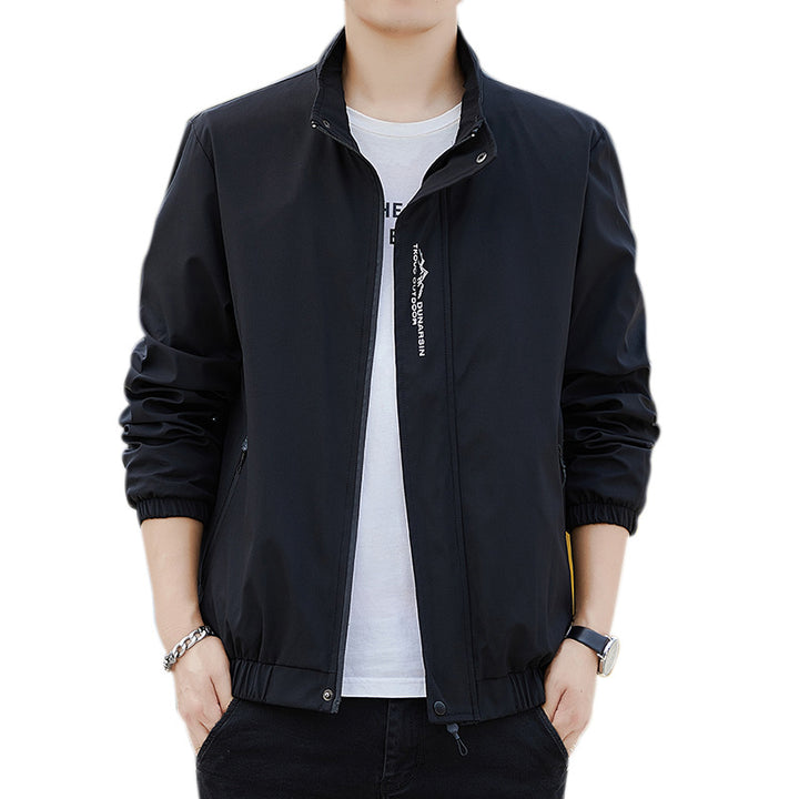 Men's lightweight water-repellent hooded jacket in urban minimal style with zipper Mune Fashion