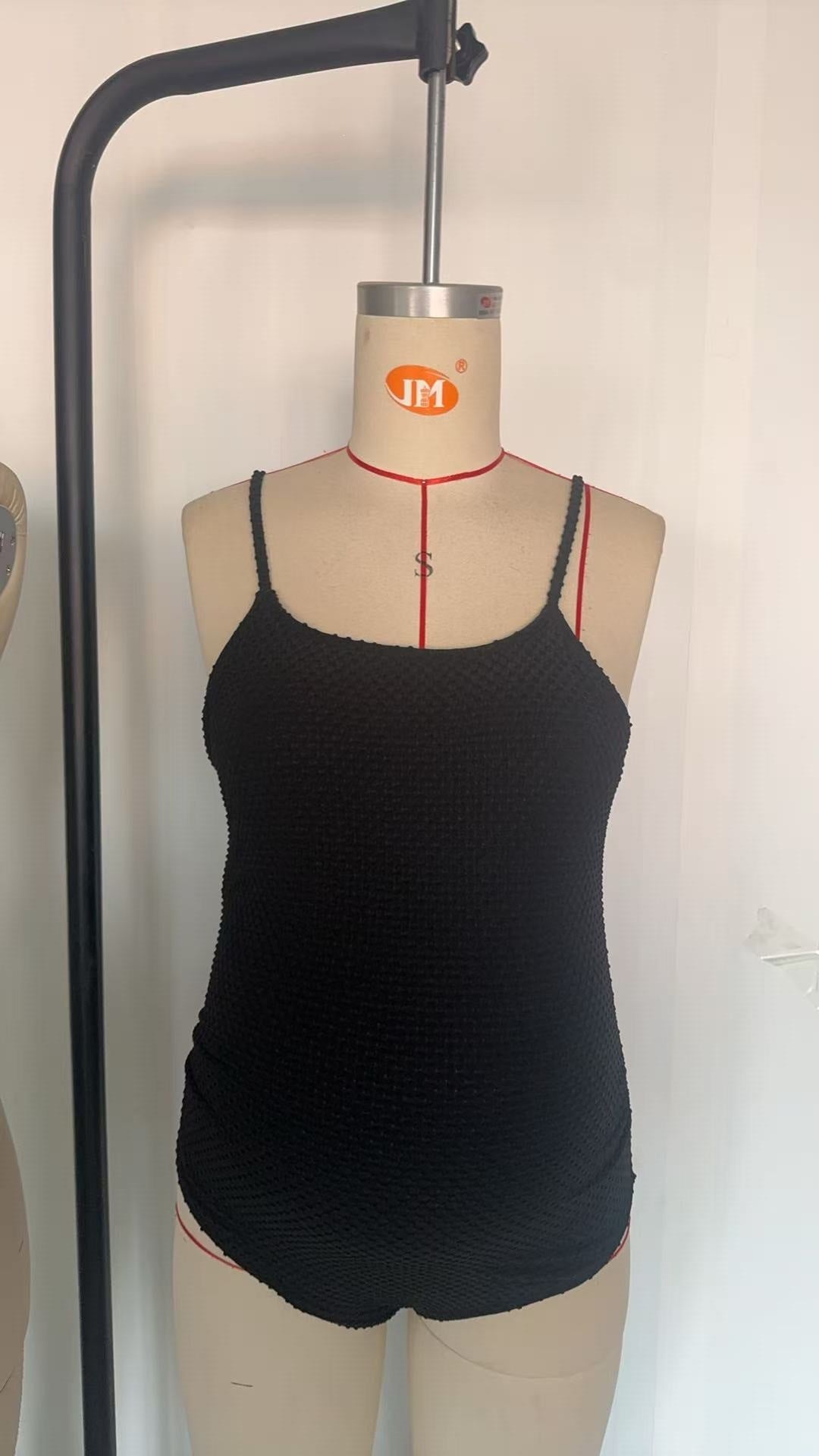 Ladies' swimsuit with textured outer material Mune Fashion