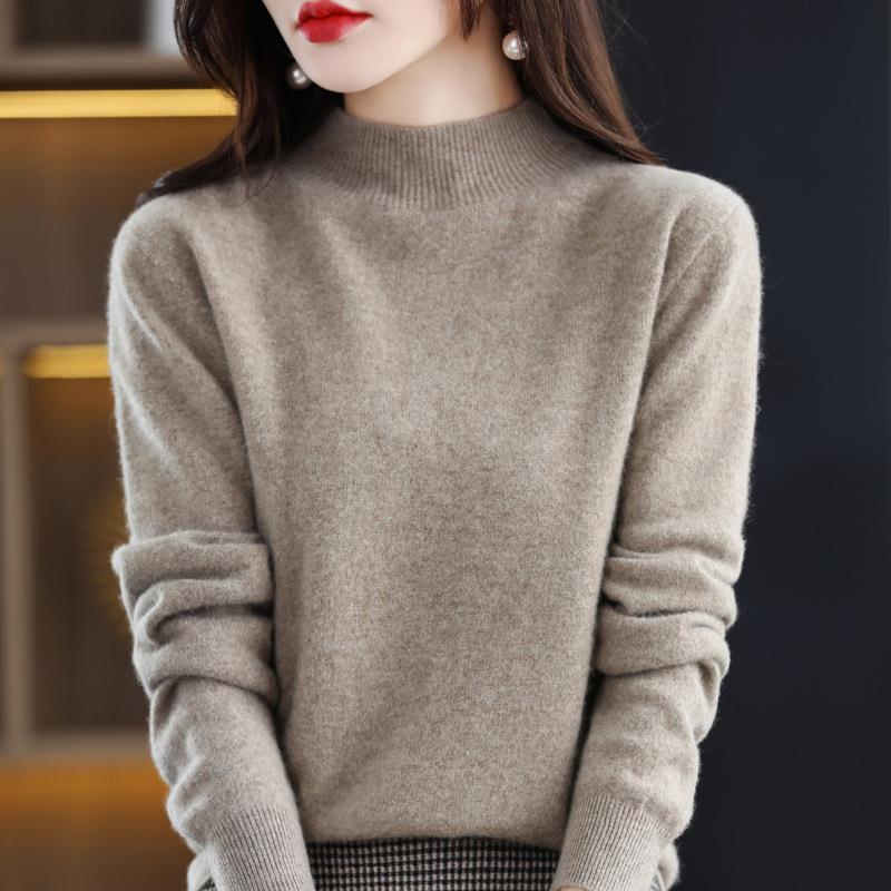 Women's Ultra-Light Mock Neck Fine Knit Sweater in Cashmere Look Mune Fashion