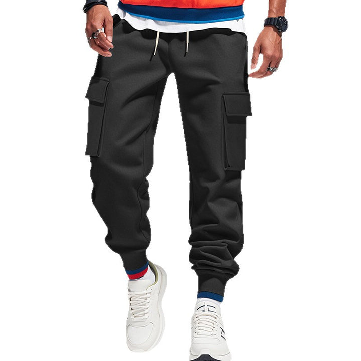 Men's cargo sweatpants with elastic waistband, drawstring, patch flap pockets & ribbed cuffs Mune Fashion