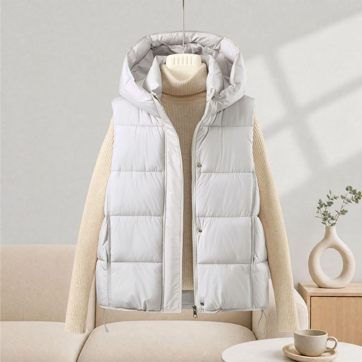 Women's Minimalist Quilted Vest with Volume Collar and Two-Way Zipper Mune Fashion