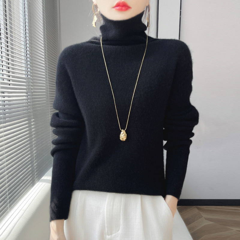 Women's short-cut turtleneck sweater made of soft cashmere blend with slim silhouette Mune Fashion