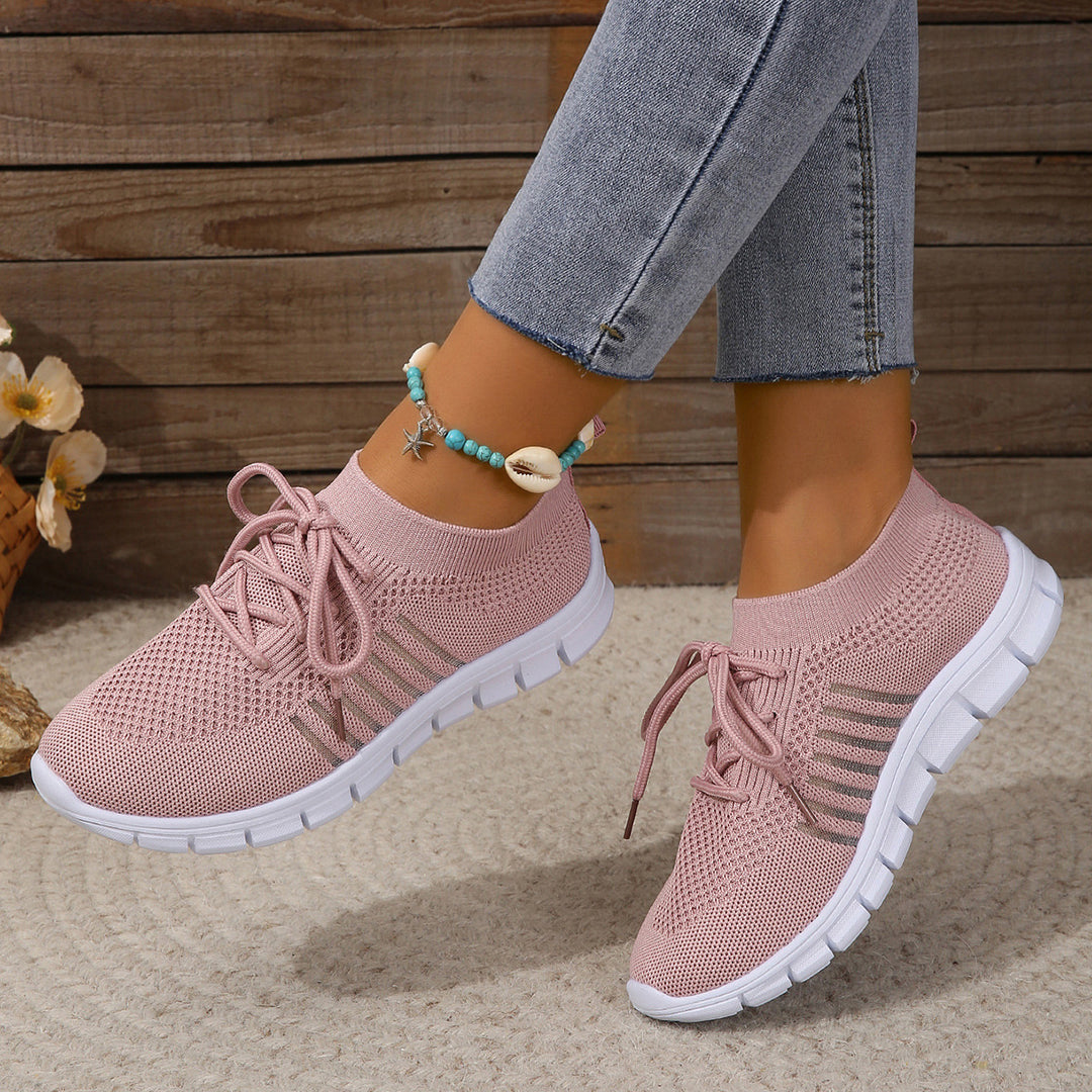 Women's knitted sock sneakers with elastic shaft, decorative lacing, and flexible tread sole Mune Fashion