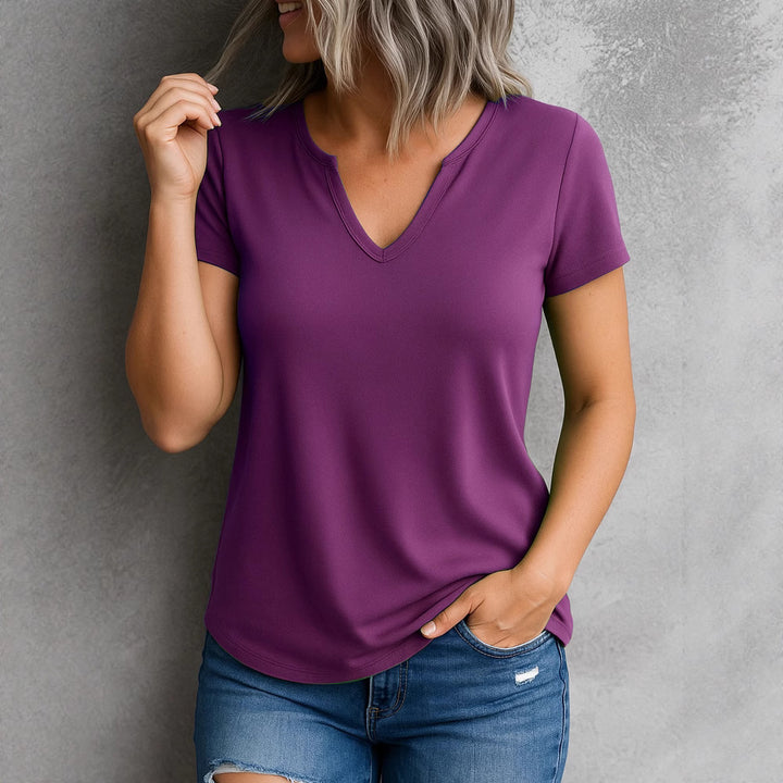 Women's V-neck top with casual fit Mune Fashion