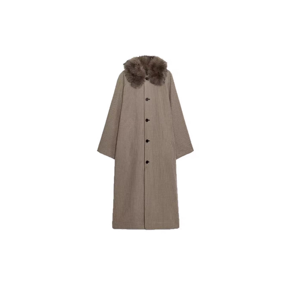 Women's longer Oversize wool coat with removable faux fur collar and side inset pockets Mune Fashion