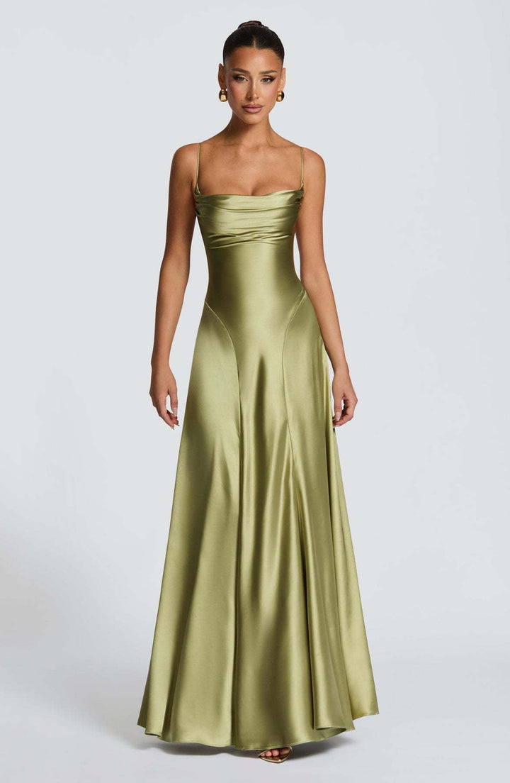 Ladies Elegant Maxi Dress with refined spaghetti straps and flowing satin Mune Fashion