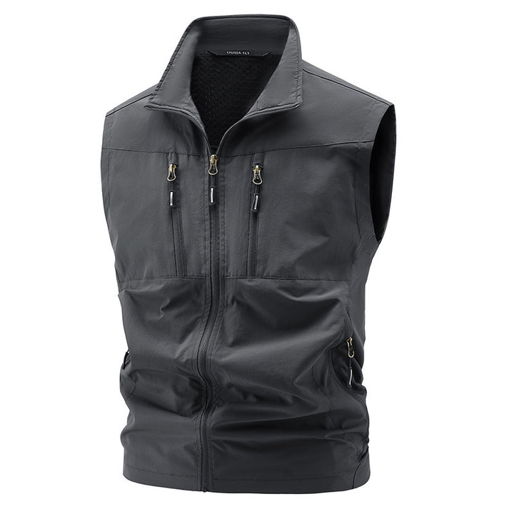 Men's Lightweight Outdoor Vest with Practical Pockets Mune Fashion