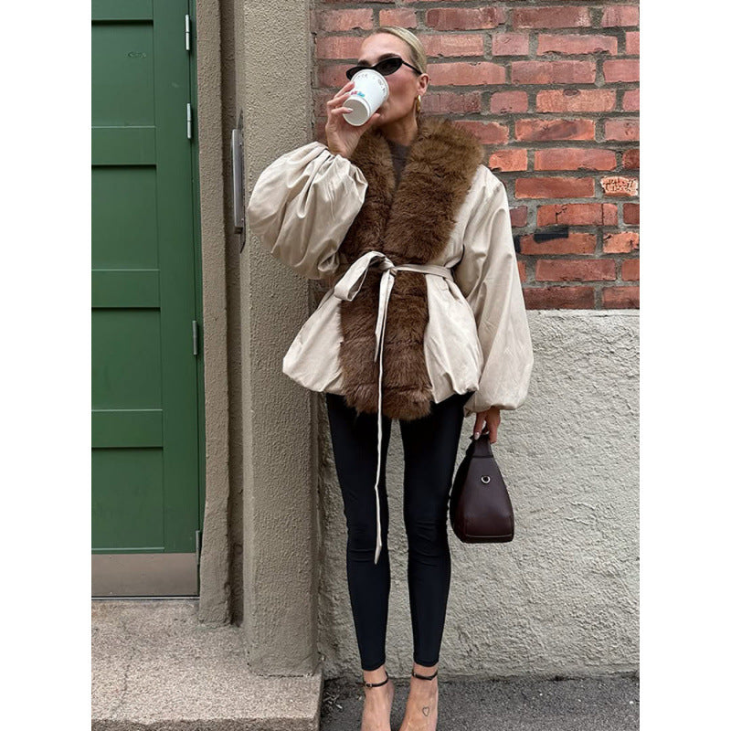 Women Short Tailored Jacket with Fur Collar and Balloon Sleeves Mune Fashion