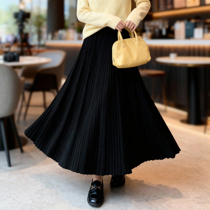 Women's flowing pleated midi maxi skirt in fine rib knit with elasticated waistband Mune Fashion