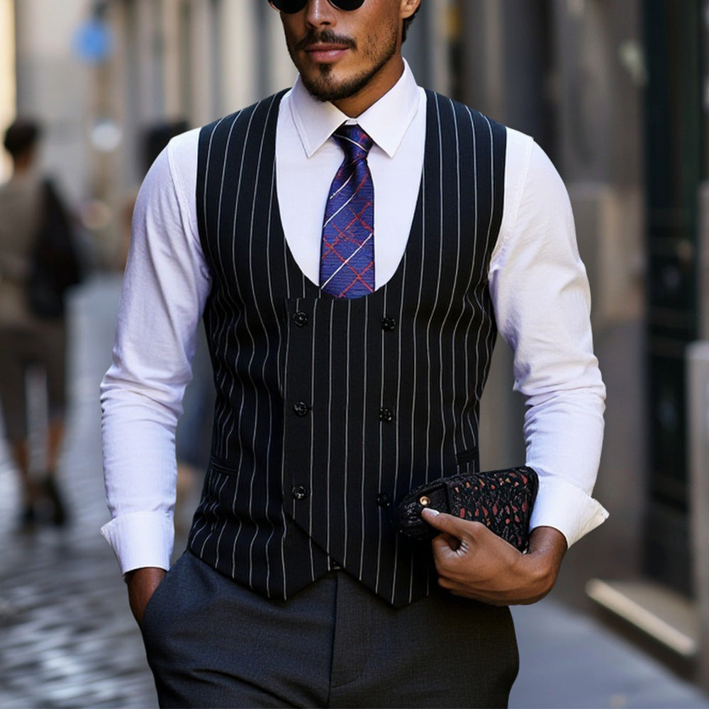 Men's double-button U-neck vest with pinstriped pattern and slim silhouette Mune Fashion