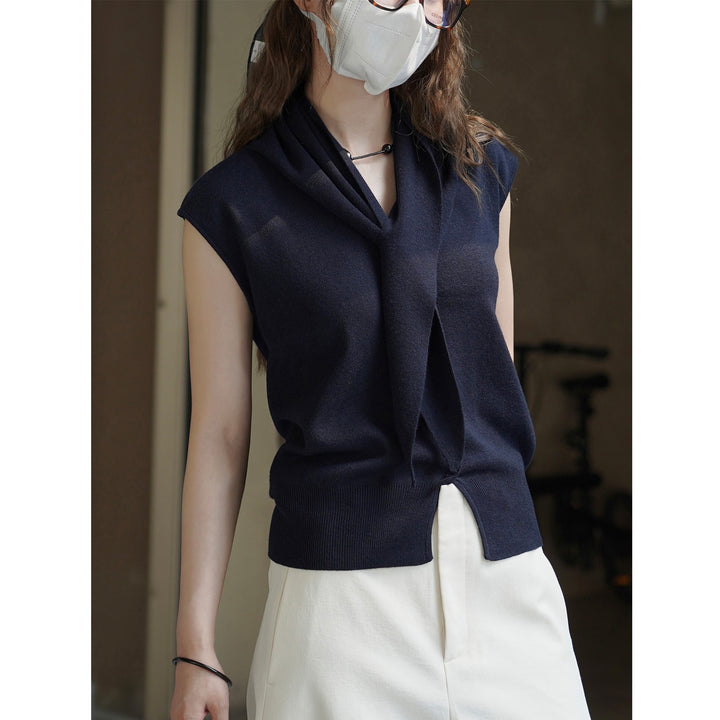 Women's Sleeveless Fine Knit Vest with V-Neck, Button Placket and Tie Waist Mune Fashion