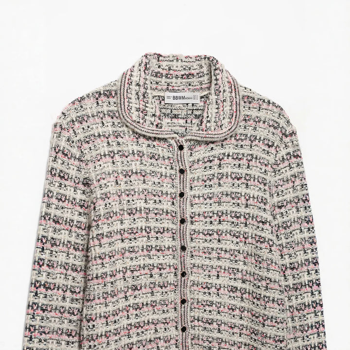 Women's tweed cardigan with round collar, continuous button placket and fringe trim Mune Fashion