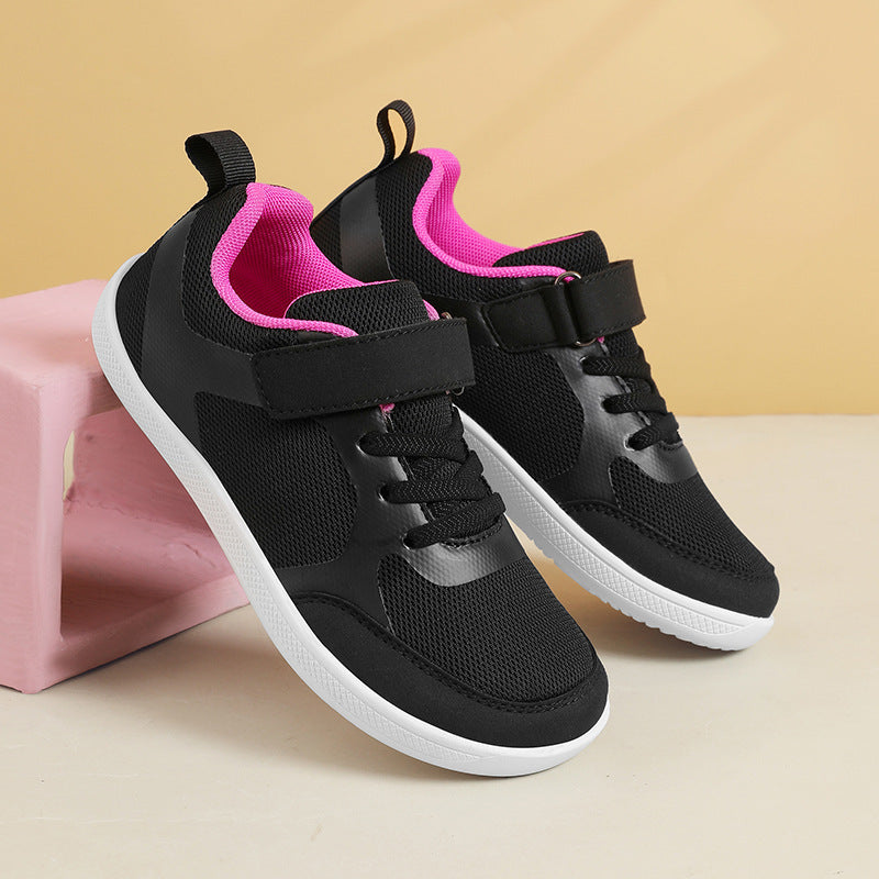 Unisex lightweight mesh sneakers with elastic lacing system, velcro closure and EVA midsole Mune Fashion