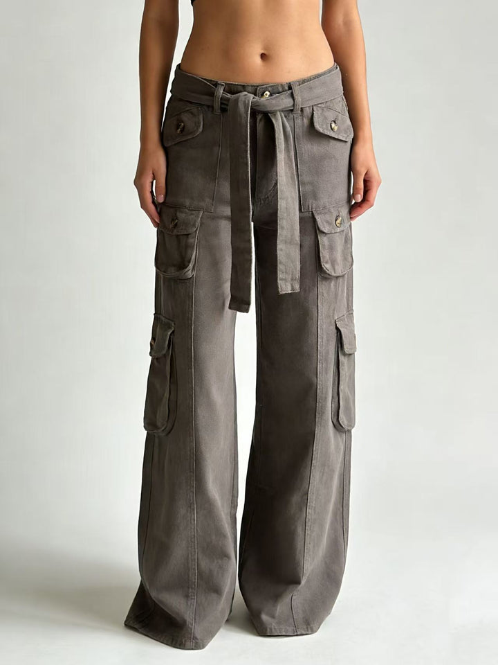 Women's loose cargo trousers with high waist, tie belt and multiple flap pockets Mune Fashion