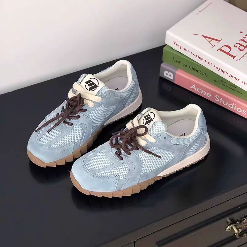 Women's Sporty Sneakers with breathable mesh upper and non-slip outsole Mune Fashion