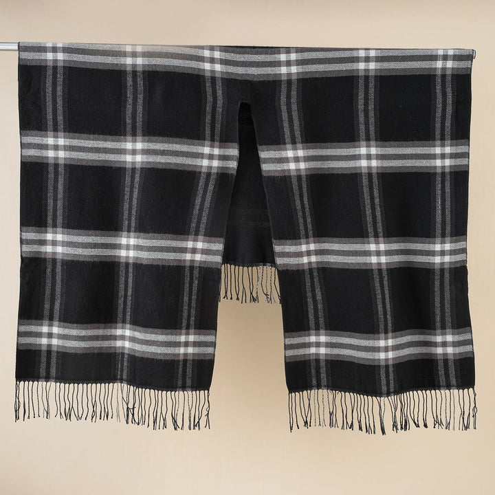Women's Oversize Cloak with Check Pattern, Fringes and Wool Look Mune Fashion