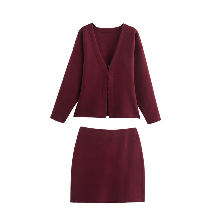 Women loosely fitted fine knit cardigan with deep V-neck and concealed button placket Mune Fashion