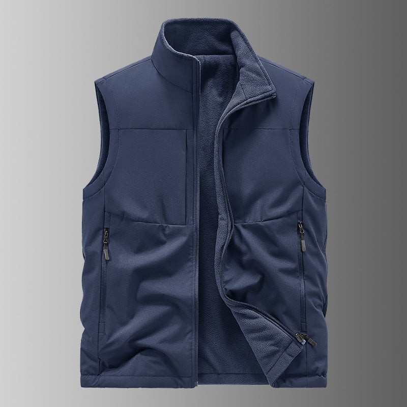 Men's padded softshell vest with fleece lining, windproof membrane, and secure zip pockets Mune Fashion
