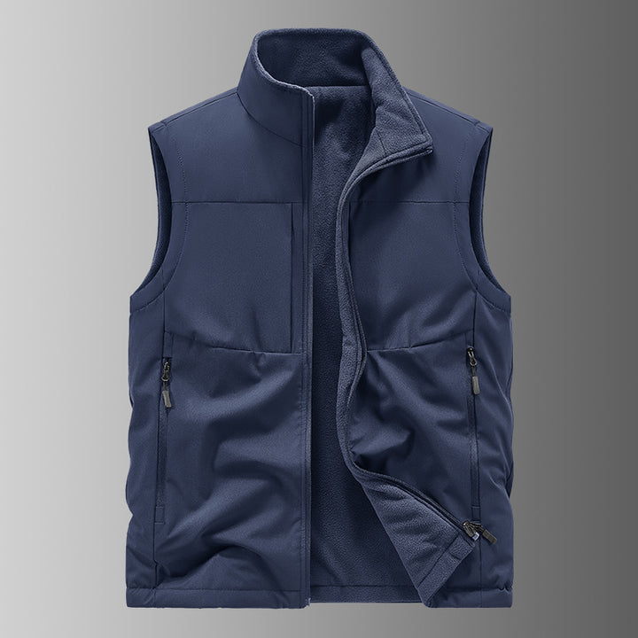 Men's padded softshell vest with fleece lining, windproof membrane, and secure zip pockets Mune Fashion