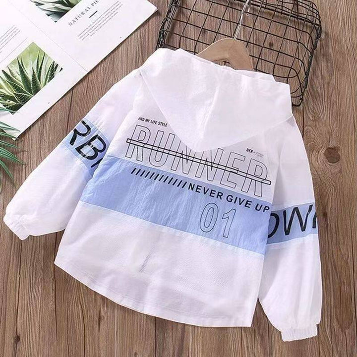 Women's nan ultra-lightweight hooded windbreaker made of breathable functional fabric with front zipper Mune Fashion