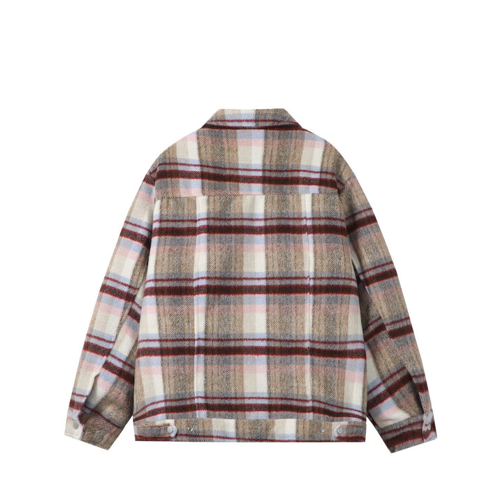 Women's short-cut checked overshirt jacket made of wool mix with snap button front and flap pockets.