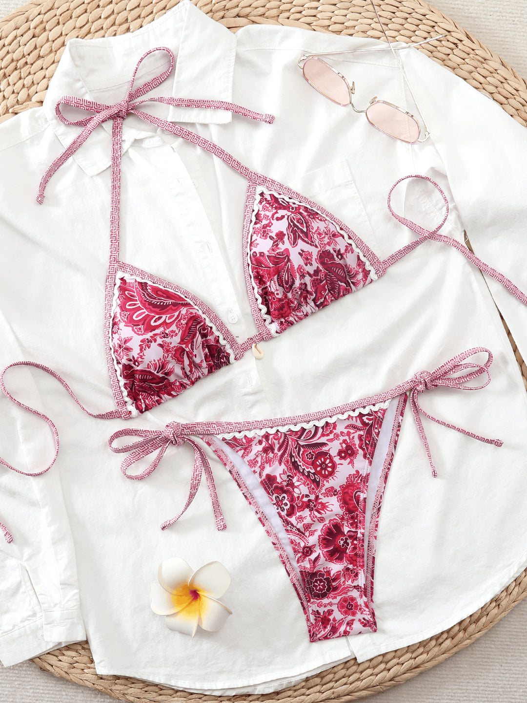 Women's Triangle Bikini Set with Floral Design Mune Fashion