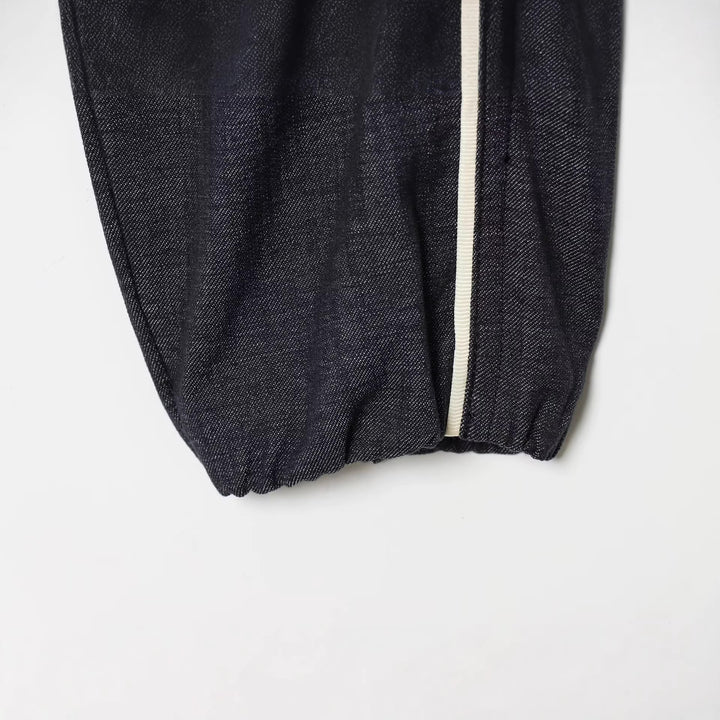 Women's Cropped Track Jacket with Stand Collar and Contrast Piping Mune Fashion