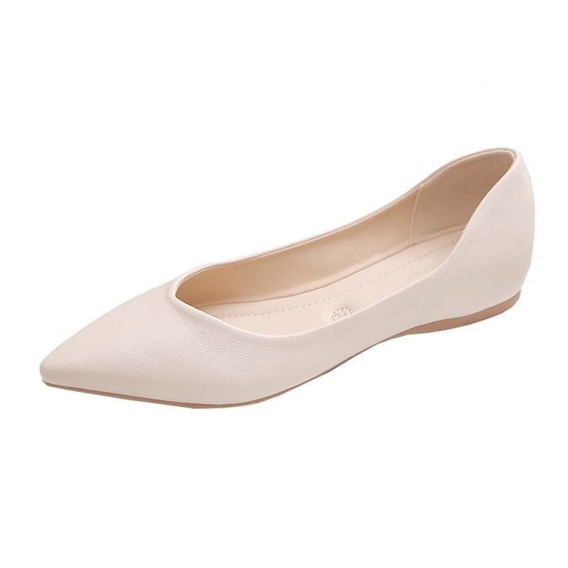 Ladies Elegant Ballet Flats made of high-quality leather with stylish V-neck Mune Fashion