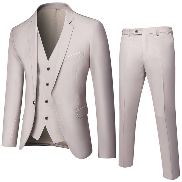 Men's three-piece business suit set with tailored single-breasted jacket, slim fit waistcoat, and elegantly cut suit pants Mune Fashion