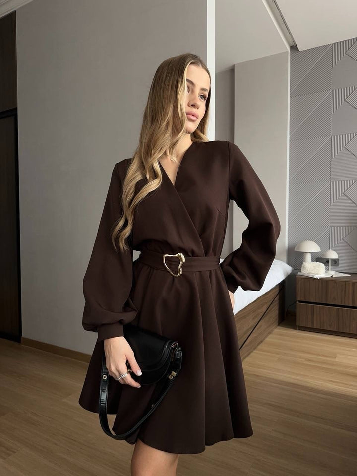 Ladies wrap dress with fitted heart belt and voluminous swing skirt Mune Fashion